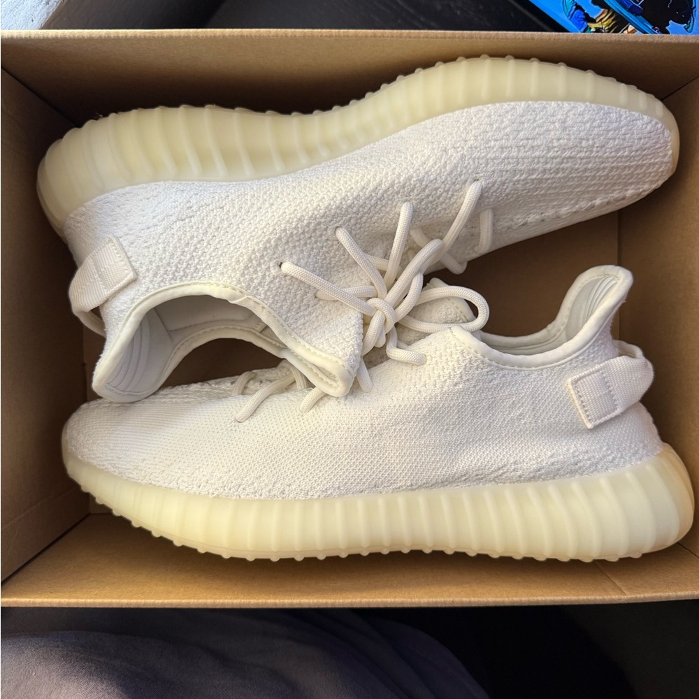 Yeezy Boost 350 V2